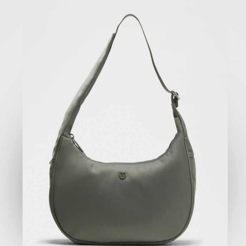 Lululemon Grey City Essentials Shoulder Bag 4L